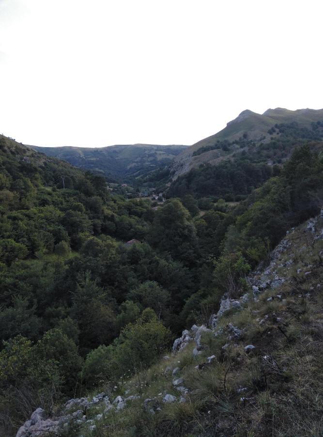 Amplia Y Comoda Casa De Piedra Con Porche Y Jardin San Roque de Ríomiera Kültér fotó